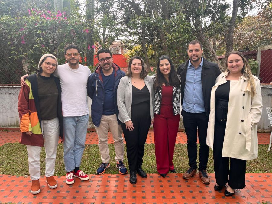 Representantes da Radioweb e do IVH se encontram para selar parceria