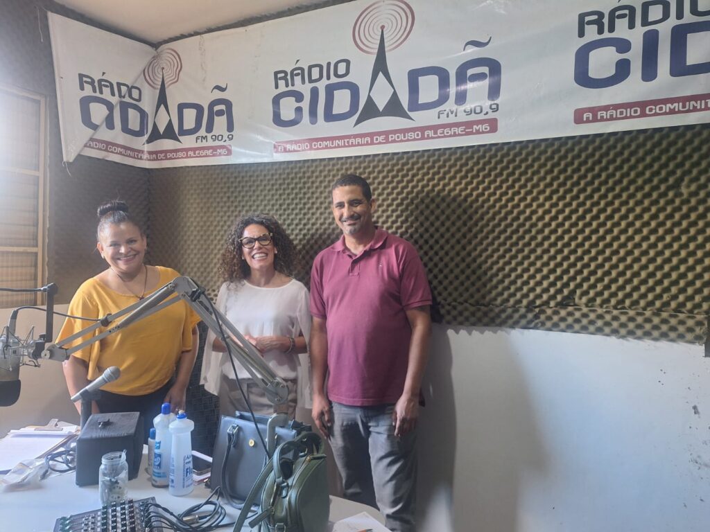 Visita da equipe da RW à Rádio Cidadã, de Pouso Alegre