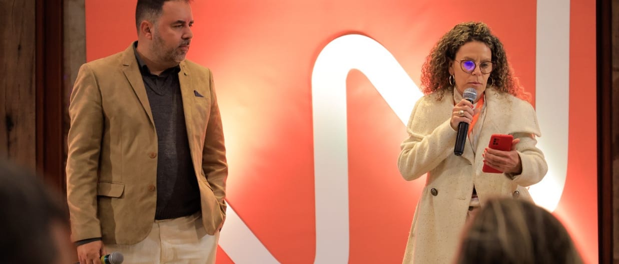A essência do rádio é o guia do Grupo Radioweb há 25 anos