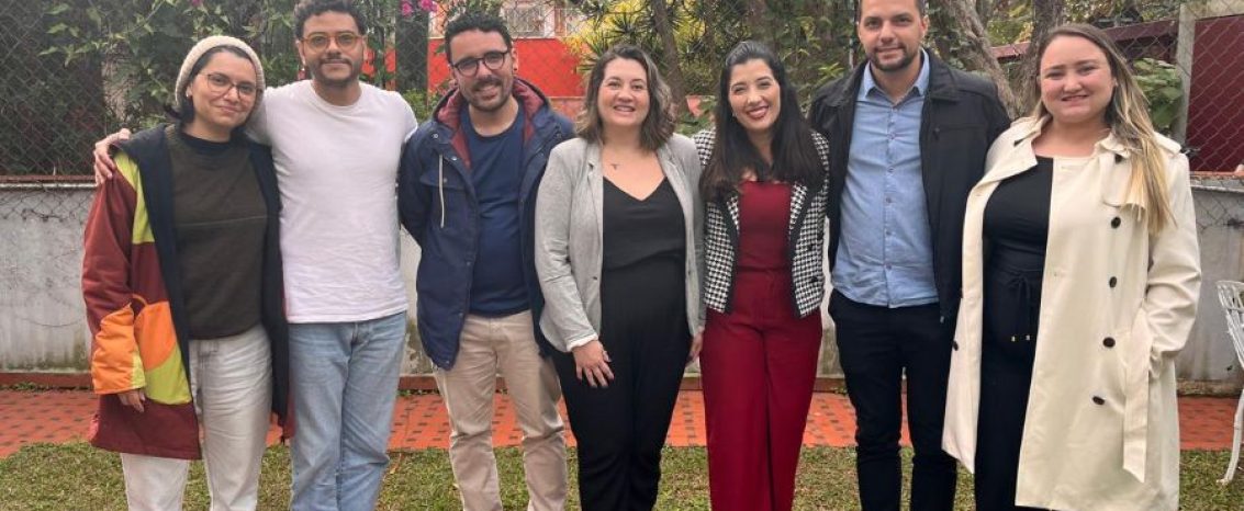 Representantes da Radioweb e do IVH se encontram para selar parceria